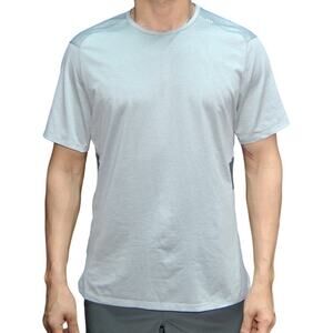 Lululemon Two Toned Gray Short Sleeve Shirt